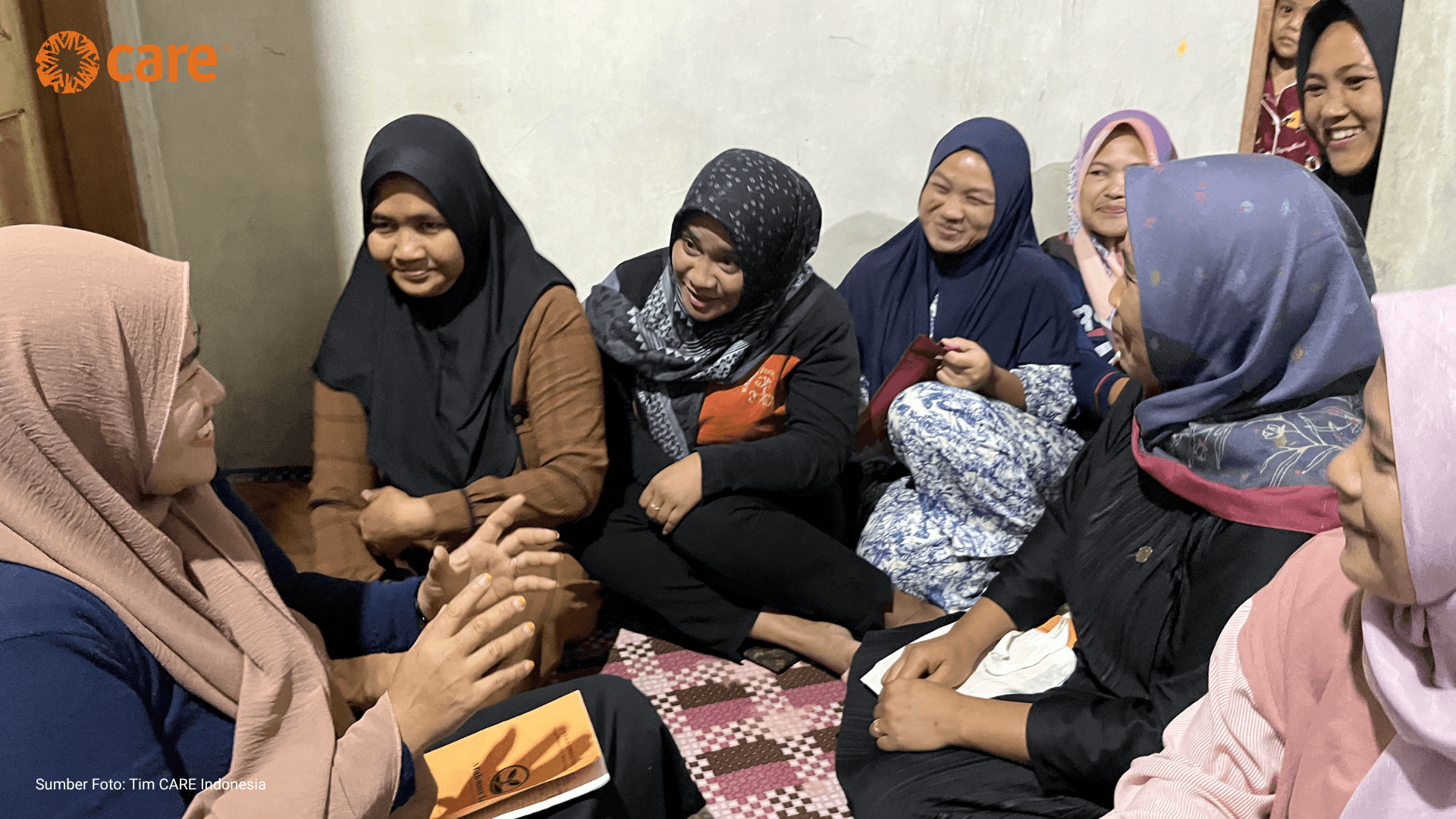 foto artikel perempuan kopi